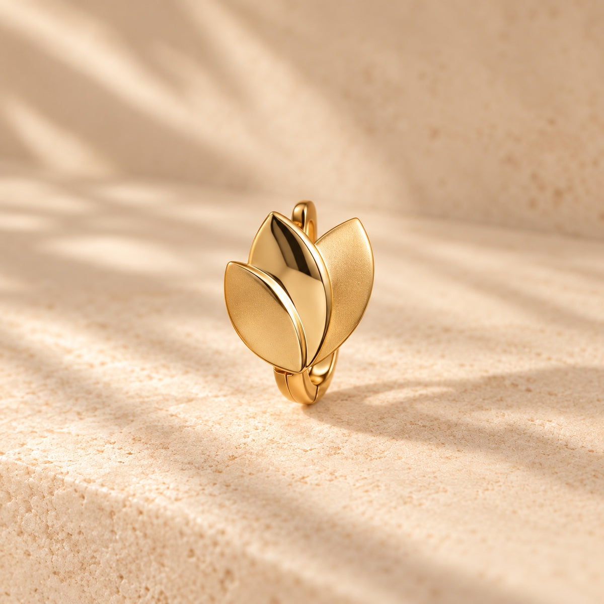 Golden petal bloom earring